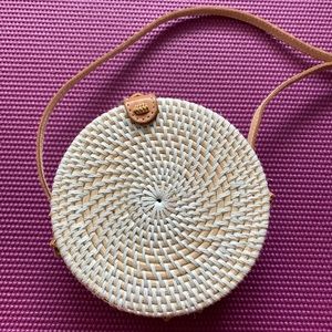 Round Straw Bag in White